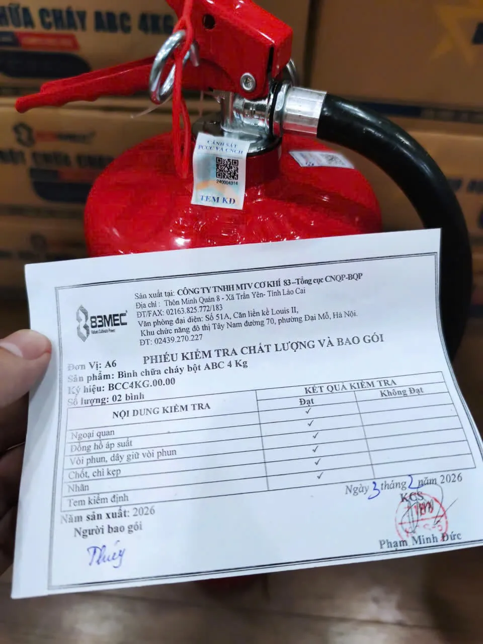 Bình chữa cháy bột ABC 4kg BQP 83MEC (Bộ Quốc Phòng)