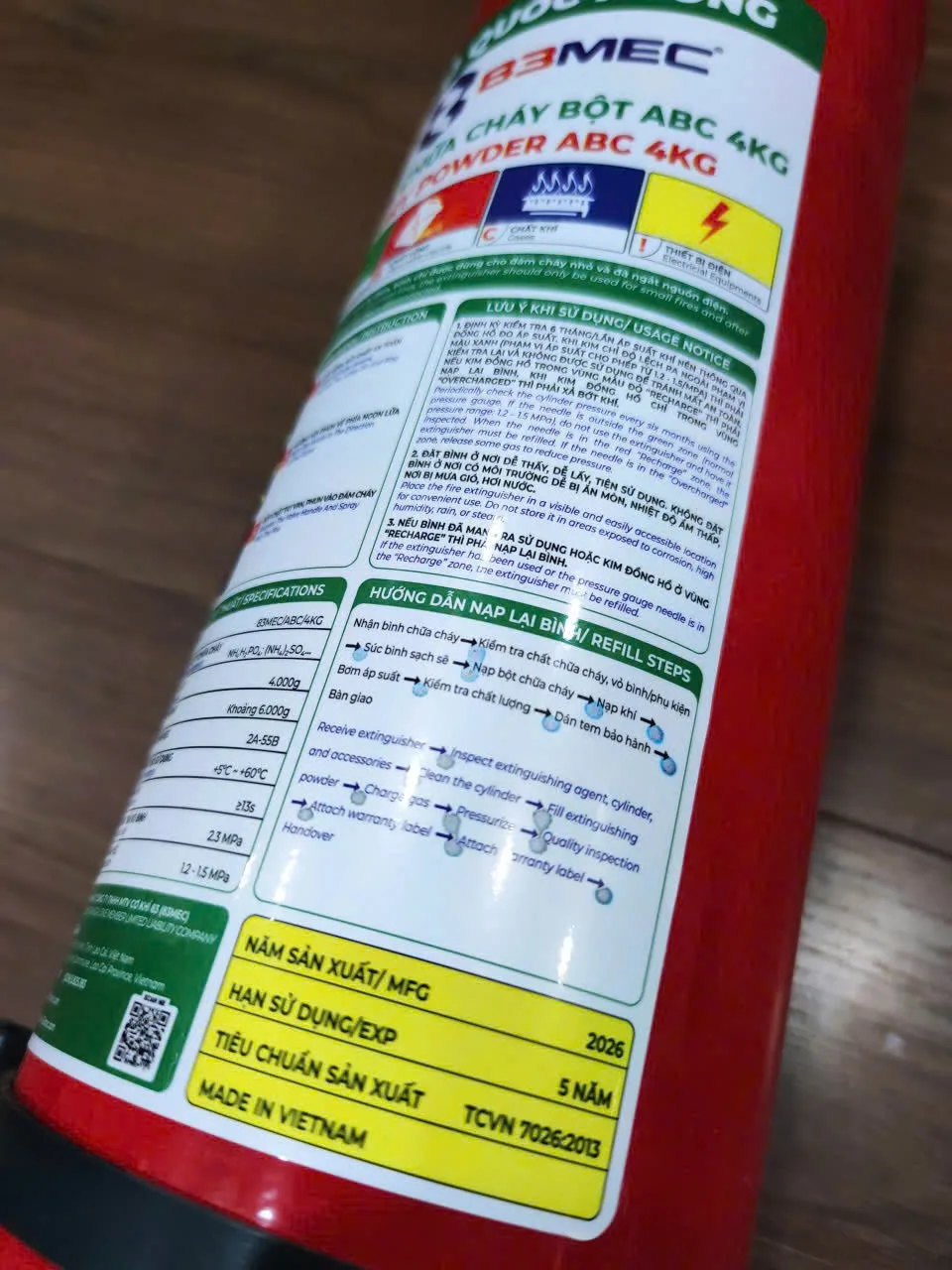 Bình chữa cháy bột ABC 4kg BQP 83MEC (Bộ Quốc Phòng)