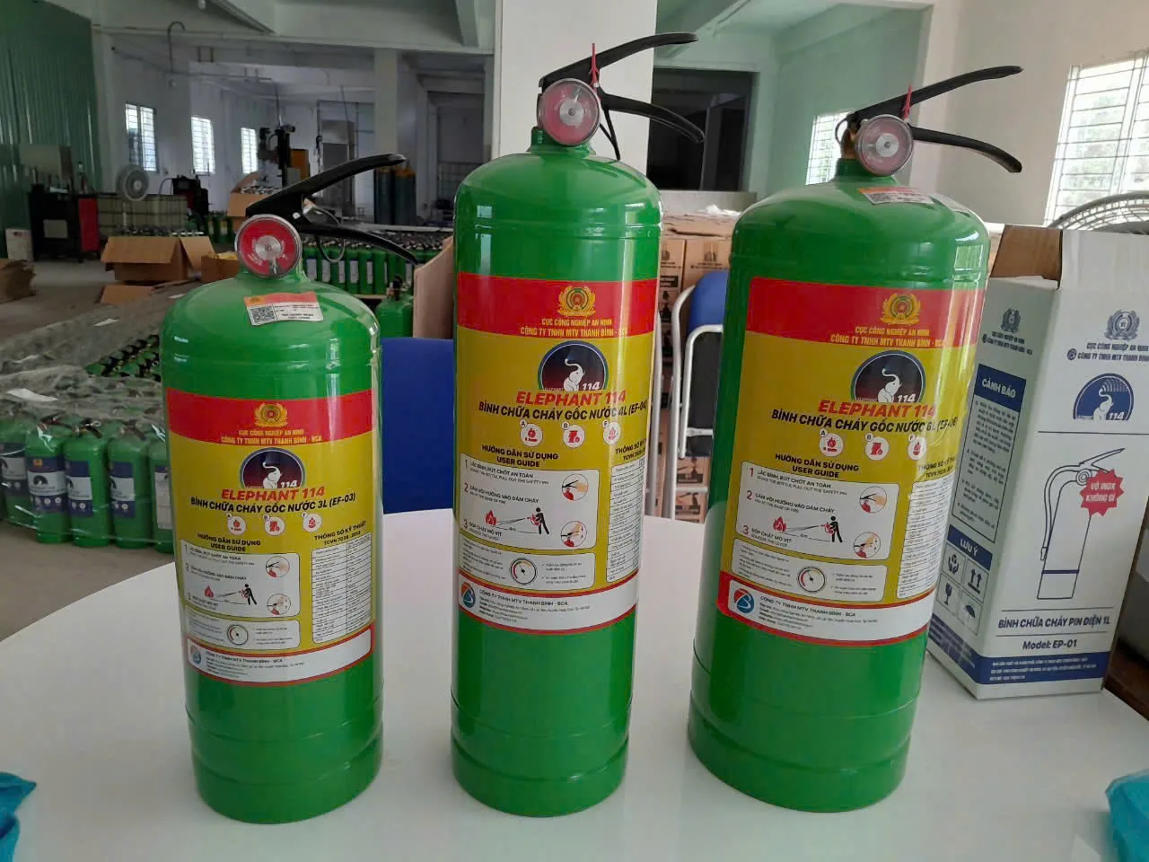 Bình chữa cháy gốc nước 3L Elephant 114 EF-03 (Bộ Công An)