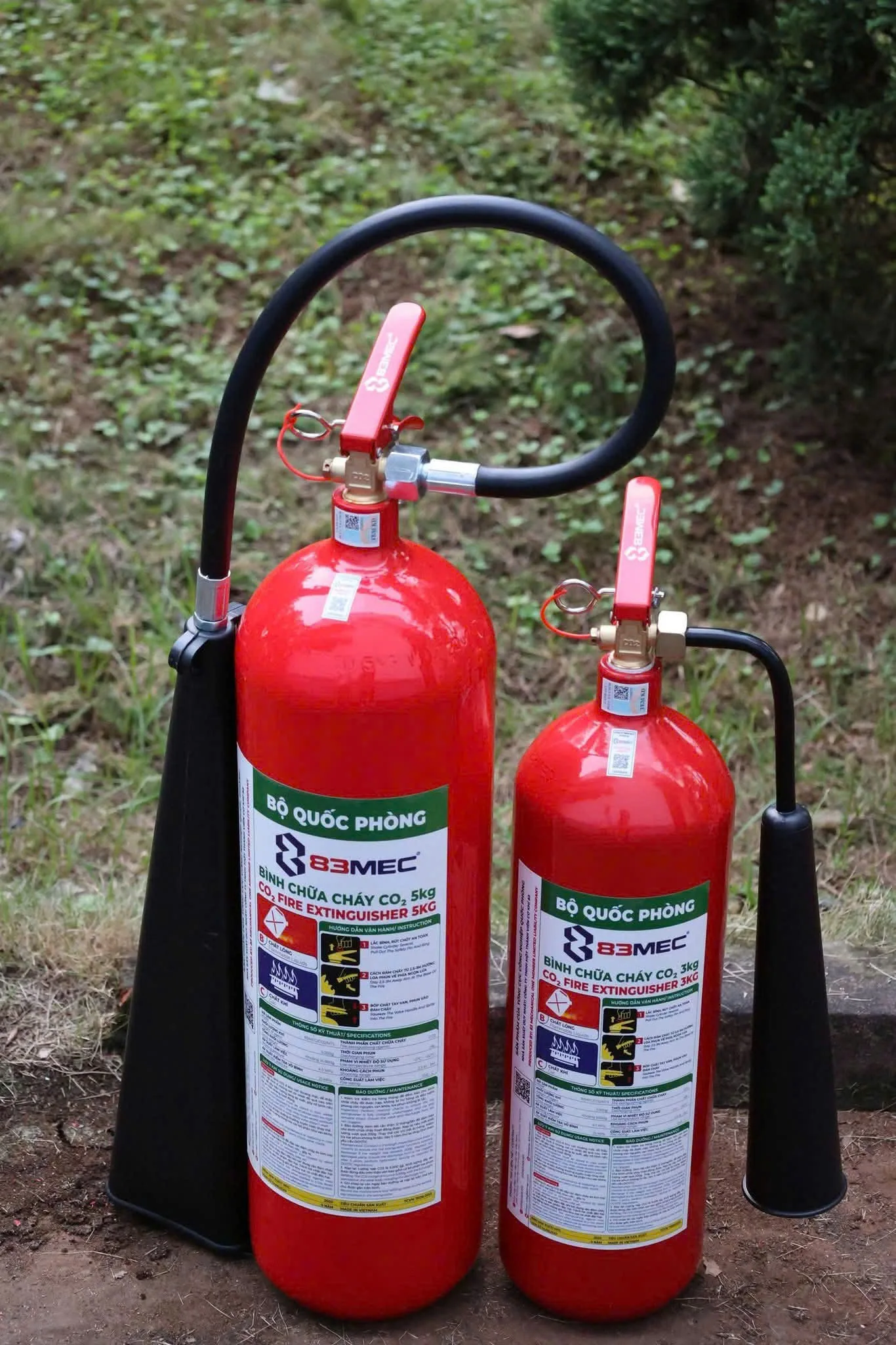Bình chữa cháy khí CO2 3kg MT3 BQP 83MEC (Bộ Quốc Phòng)